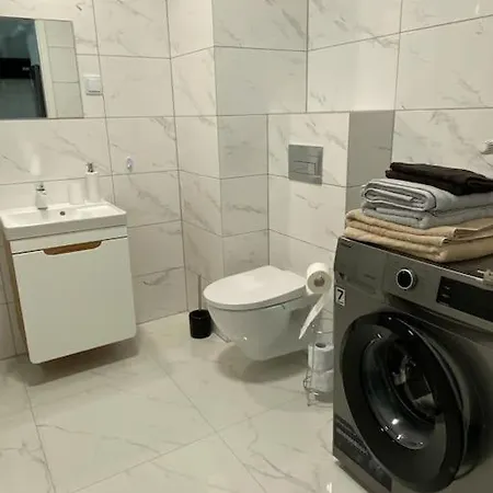 Apartament Z Ogrodem Kawalerka *